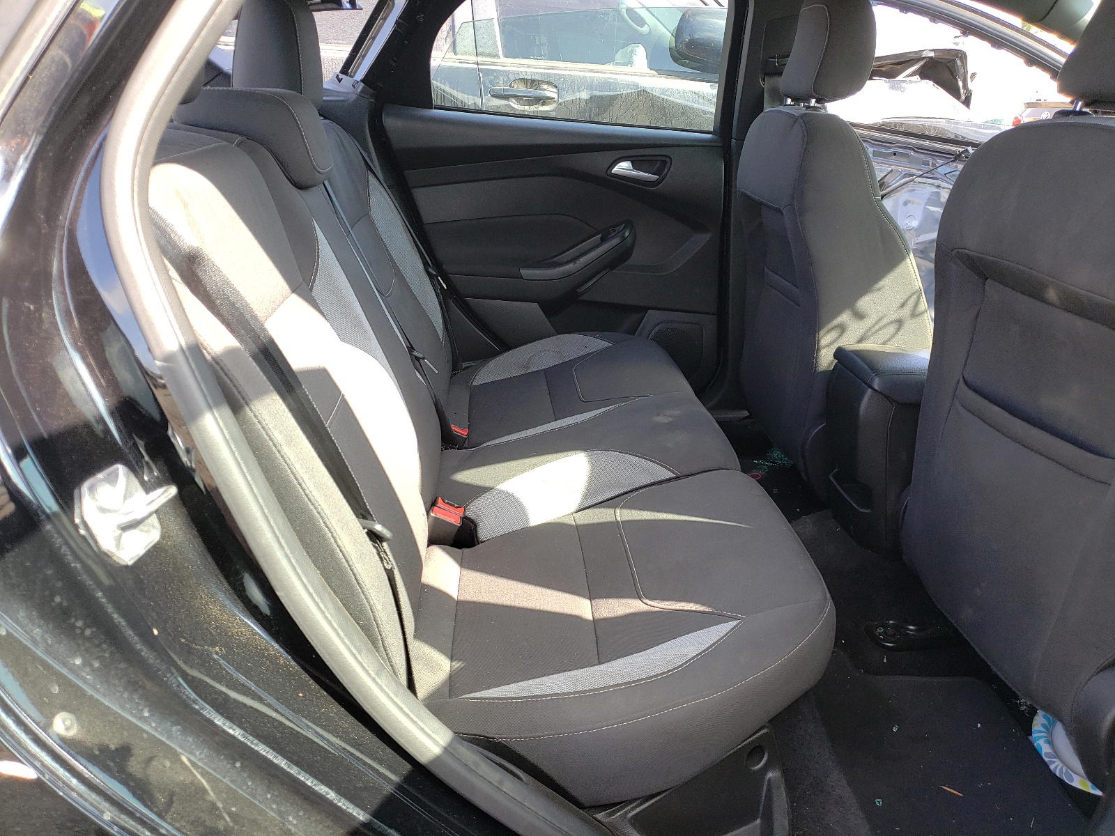 Photo 6 from auction – 2016 FORD FOCUS ST with VIN 1FADP3L92GL282682
