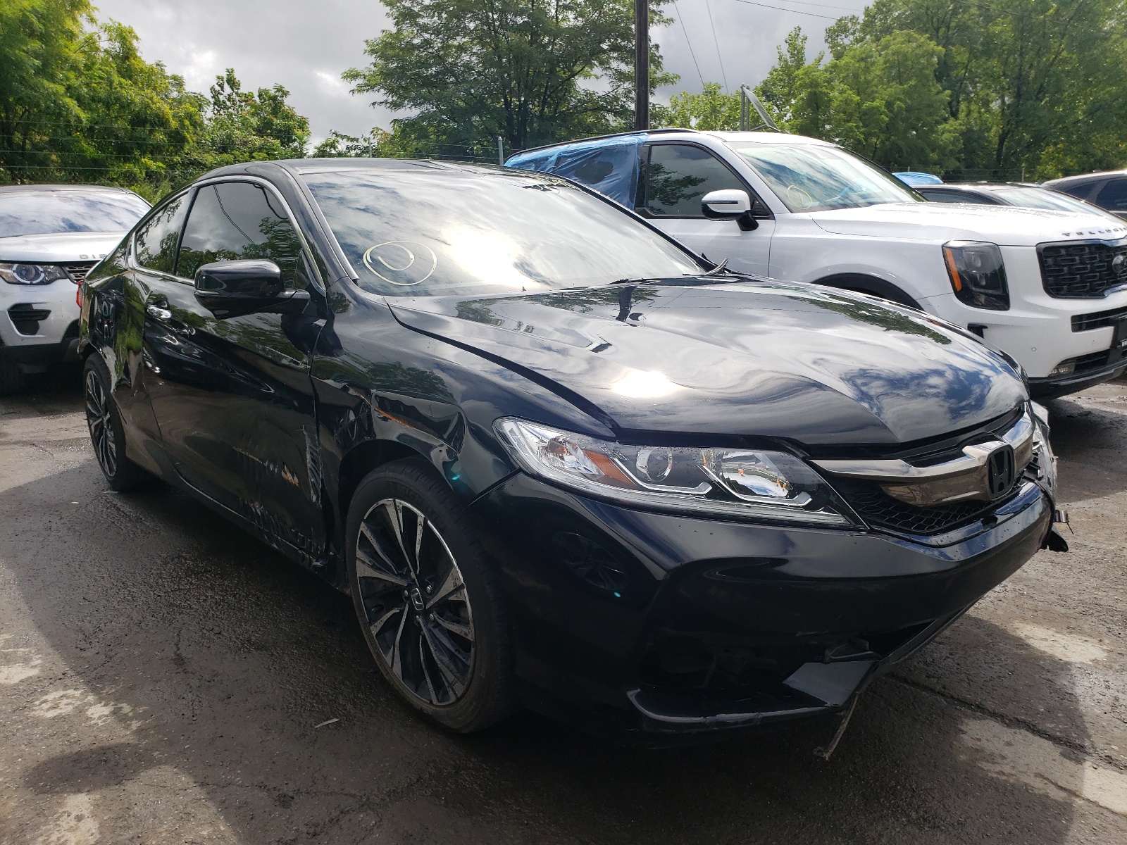 Photo 1 from auction – 2017 HONDA ACCORD EXL with VIN 1HGCT2B89HA001044