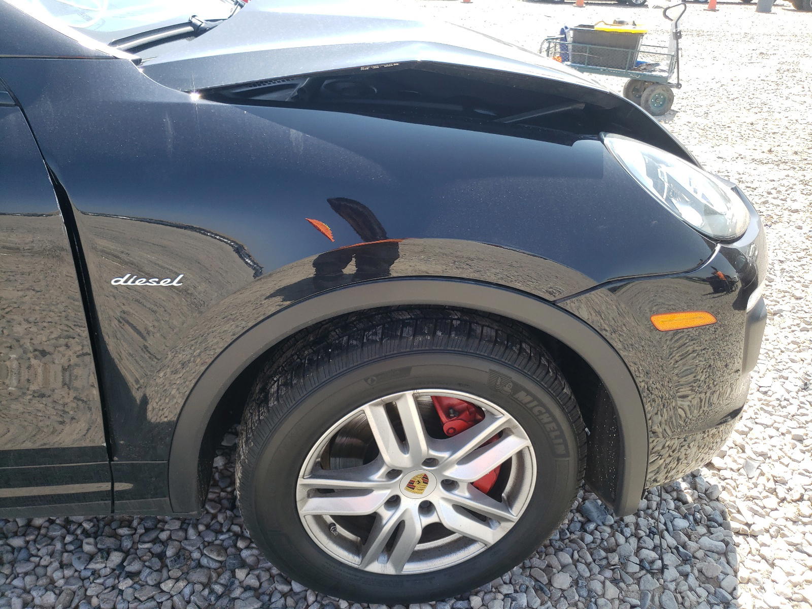 Photo 9 from auction – 2015 PORSCHE CAYENNE with VIN WP1AF2A24FLA43289