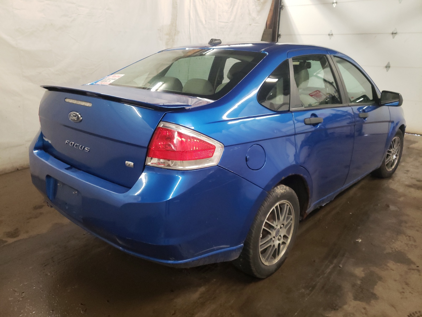 Photo 4 from auction – 2010 FORD FOCUS SE with VIN 1FAHP3FN1AW108019