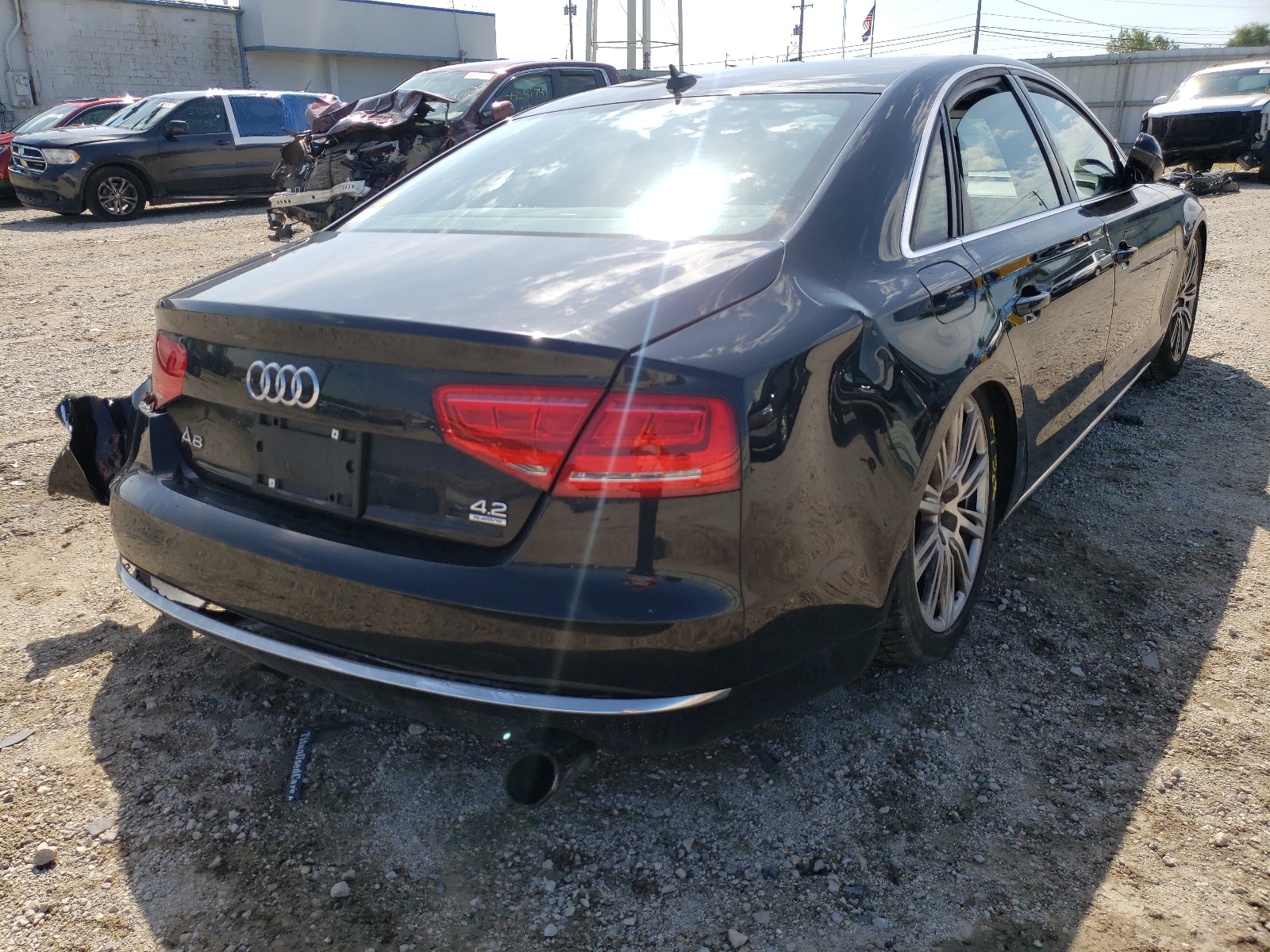 Photo 4 from auction – 2011 AUDI A8 QUATTRO with VIN WAUAVAFDXBN025030