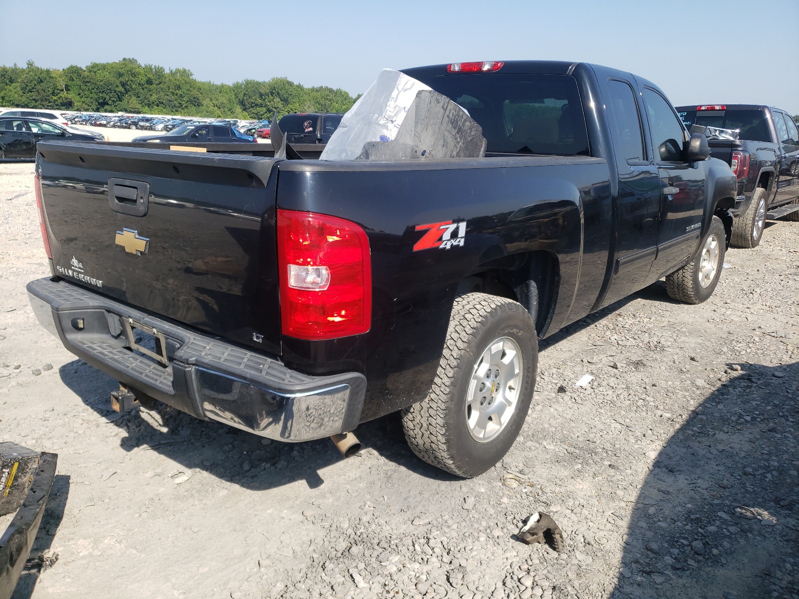 Photo 4 from auction – 2011 CHEVROLET SILVERADO with VIN 1GCRKSE38BZ177989