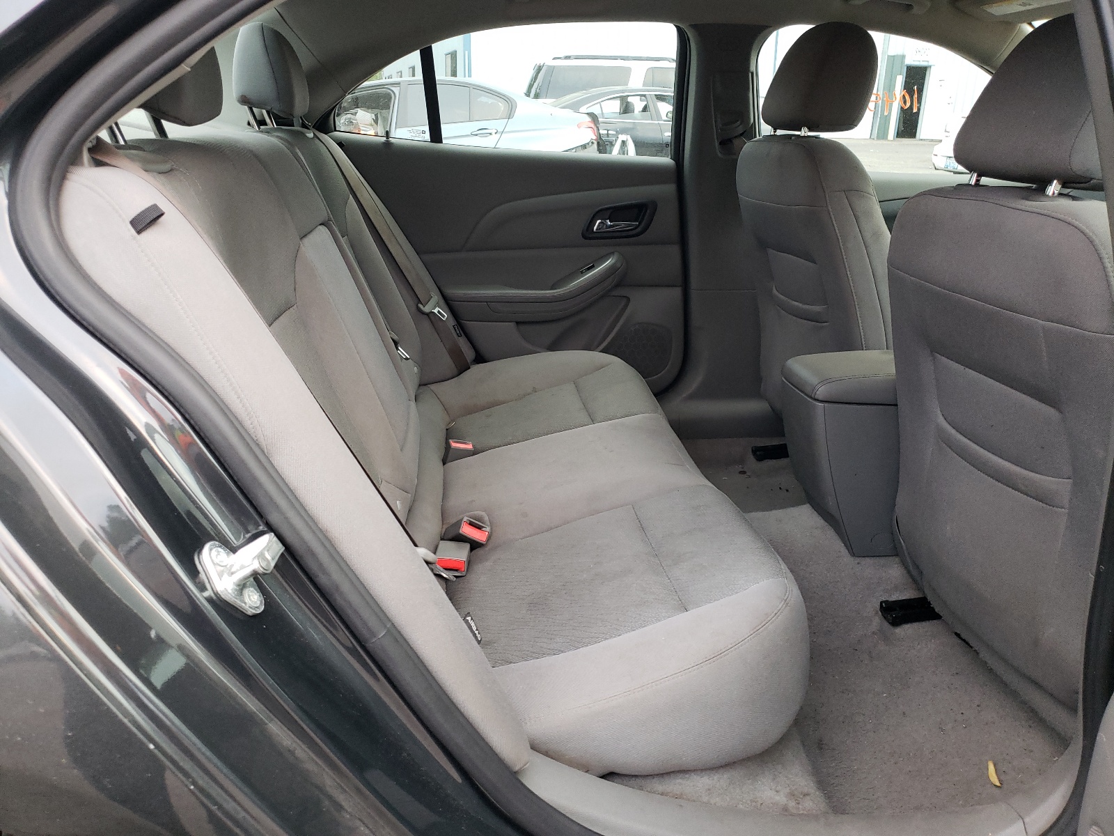 Zdjęcie 6 z aukcji – 2015 CHEVROLET MALIBU LS z VIN 1G11B5SL6FF184524