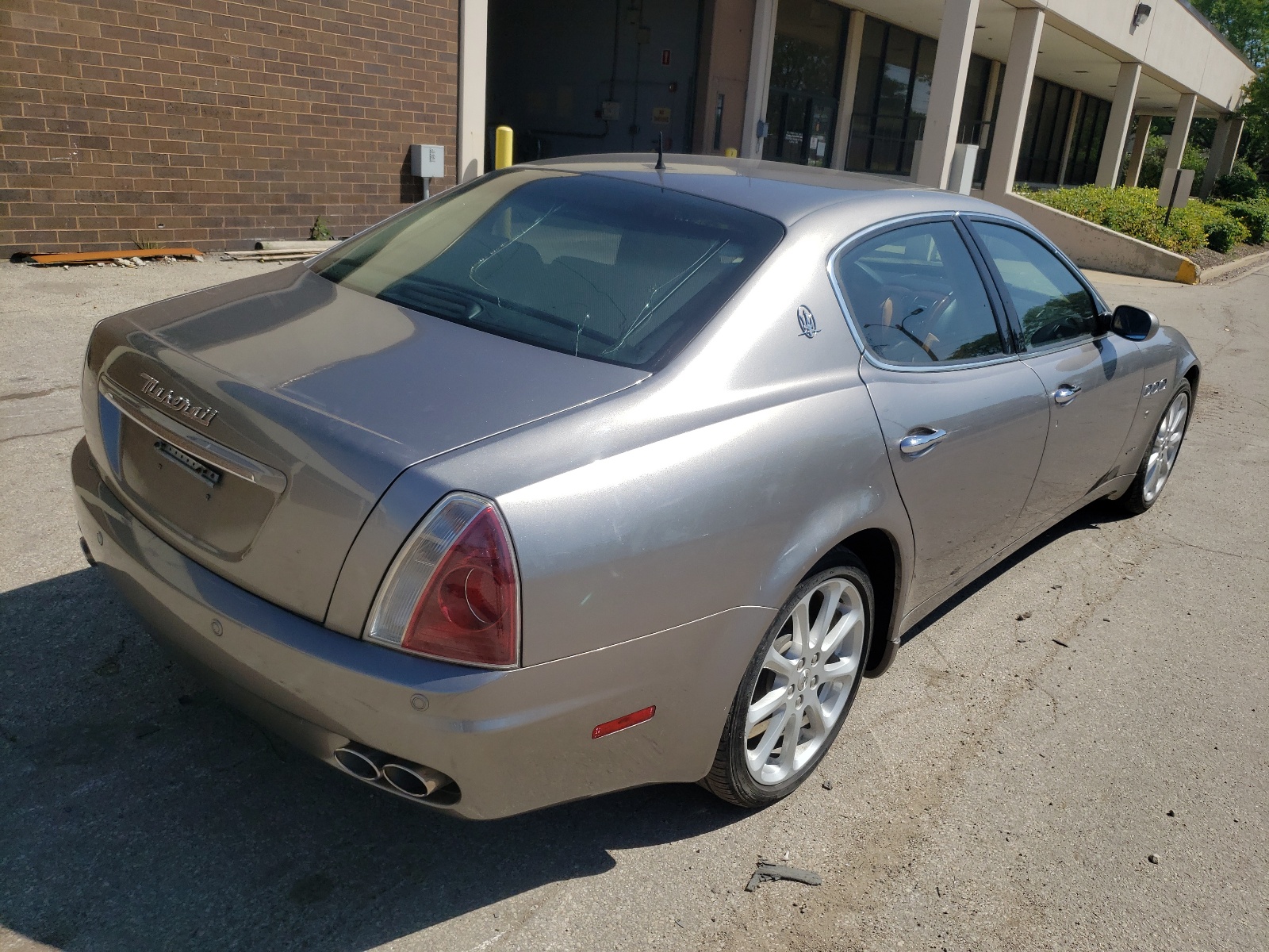 Photo 4 from auction – 2005 MASERATI QUATTROPOR with VIN ZAMCE39A050017900