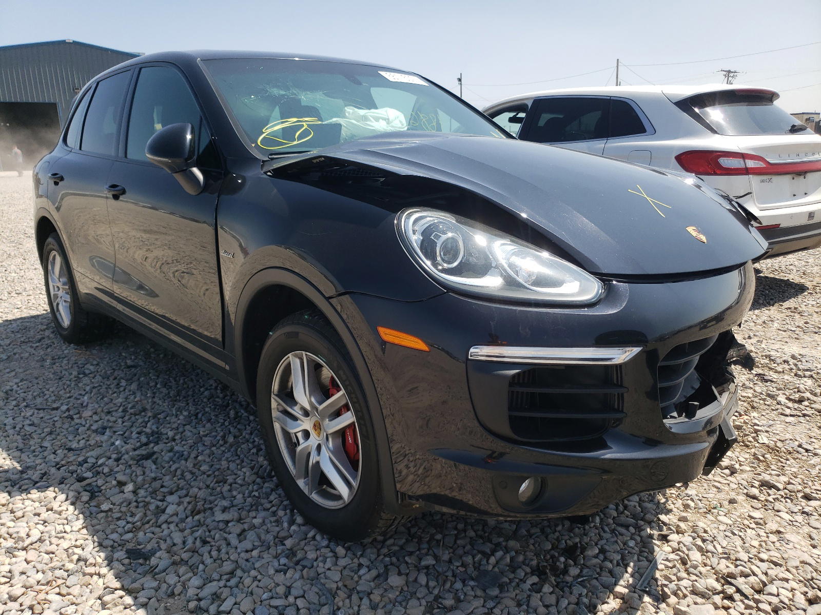 PORSCHE CAYENNE 2015 with VIN WP1AF2A24FLA43289 - Photo from auction