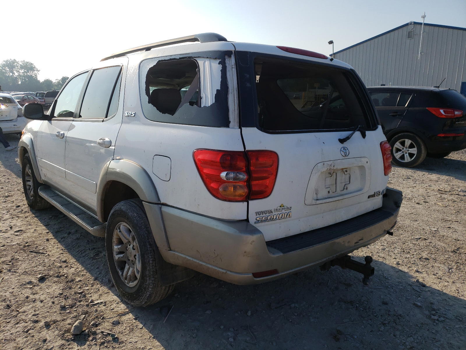 Photo 3 from auction – 2004 TOYOTA SEQUOIA SR with VIN 5TDBT44A34S227955