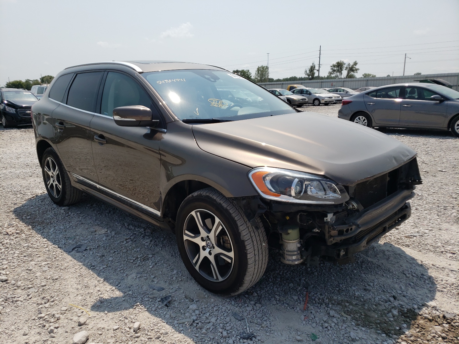 Photo 1 from auction – 2015 VOLVO XC60 T6 PR with VIN YV4902RC8F2589521