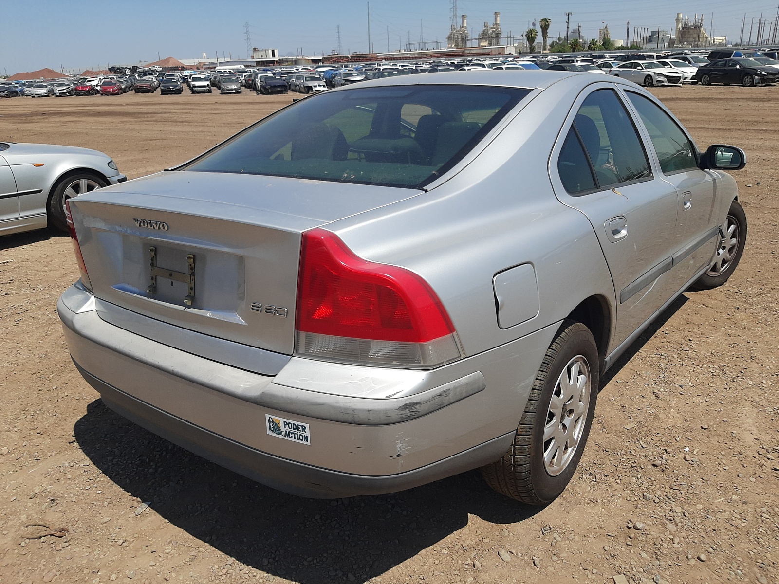 Photo 4 from auction – 2001 VOLVO S60 with VIN YV1RS61R912047643