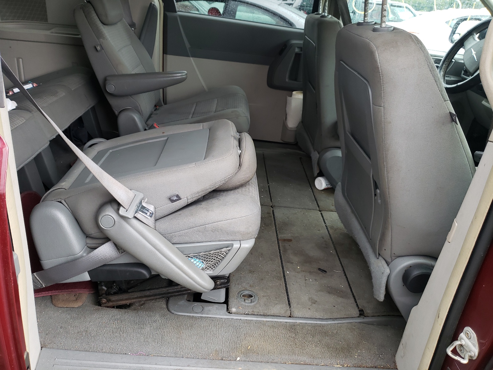 Photo 6 from auction – 2008 CHRYSLER TOWN & COU with VIN 2A8HR54P58R780441