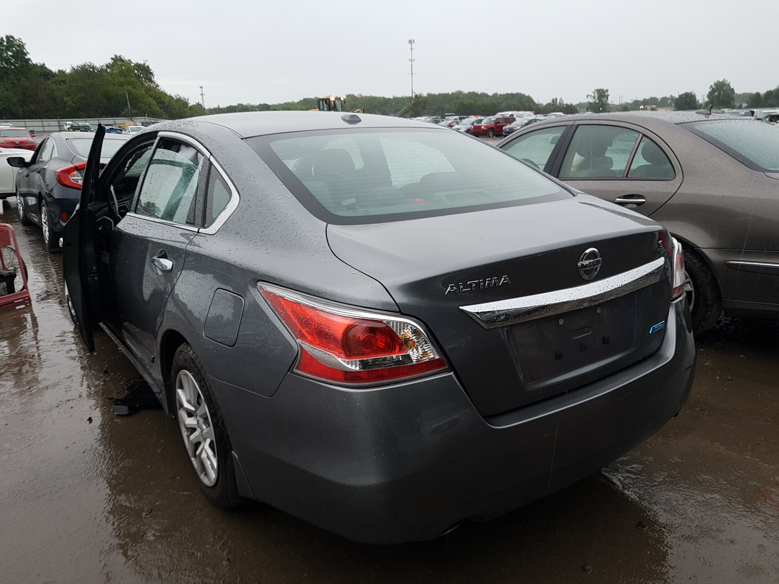 Photo 3 from auction – 2014 NISSAN ALTIMA 2.5 with VIN 1N4AL3AP2EC319369