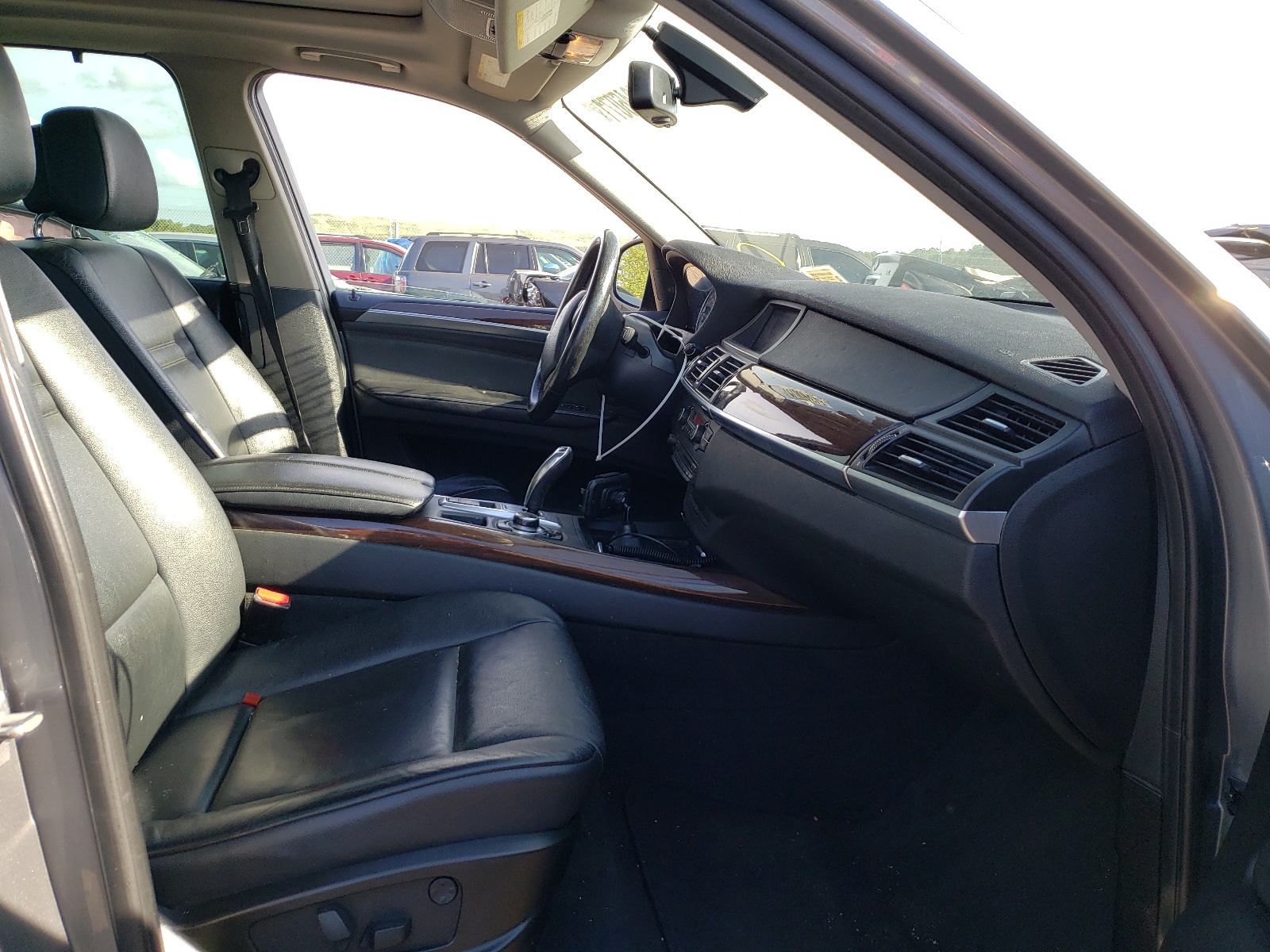 Photo 5 from auction – 2012 BMW X5 XDRIVE3 with VIN 5UXZW0C55C0B89800