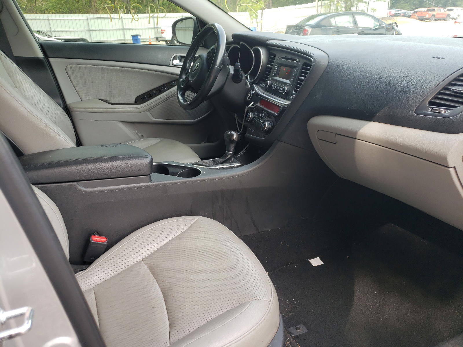 Photo 5 from auction – 2015 KIA OPTIMA EX with VIN 5XXGN4A75FG399935