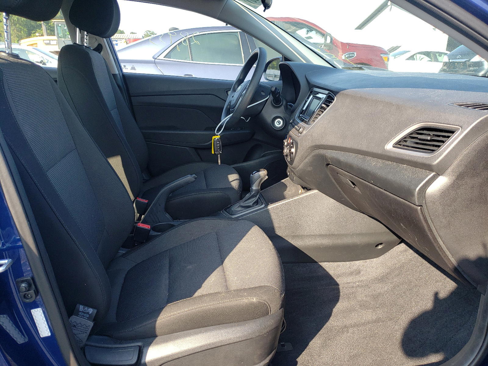 Photo 5 from auction – 2019 HYUNDAI ACCENT SE with VIN 3KPC24A35KE080364