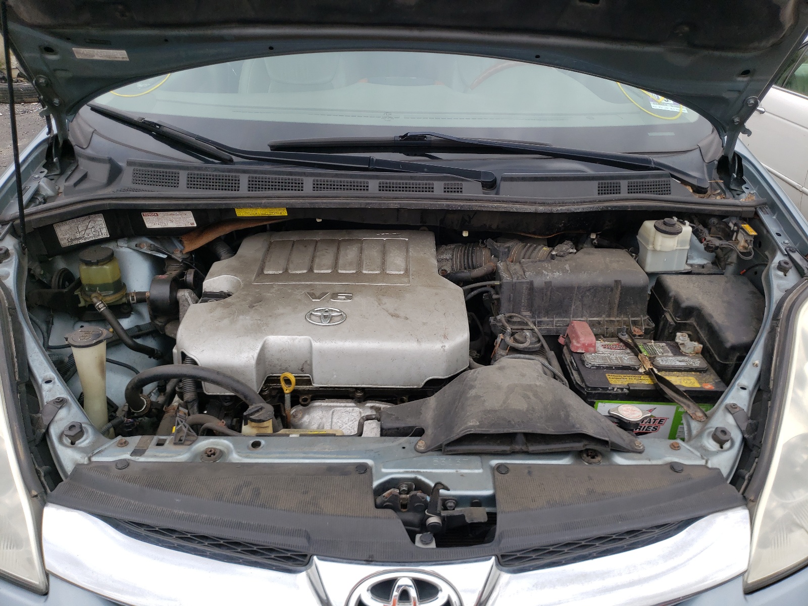 Photo 7 from auction – 2008 TOYOTA SIENNA with VIN 5TDBK22C08S011742