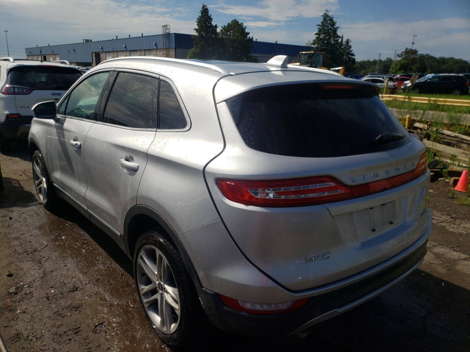 Photo 3 from auction – 2015 LINCOLN MKC with VIN 5LMTJ2AH4FUJ33204