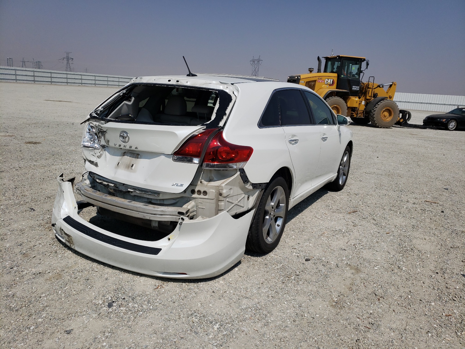 Photo 4 from auction – 2014 TOYOTA VENZA LE with VIN 4T3ZK3BB7EU068428