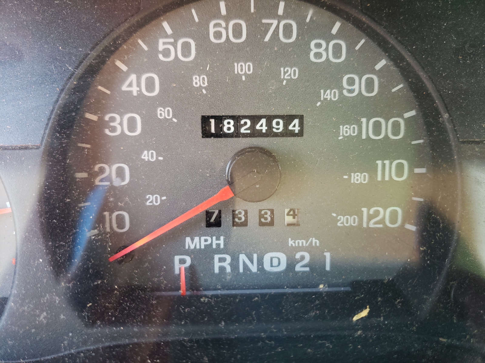 Photo 8 from auction – 2000 MERCURY GRAND MARQ with VIN 2MEFM75W8YX698745