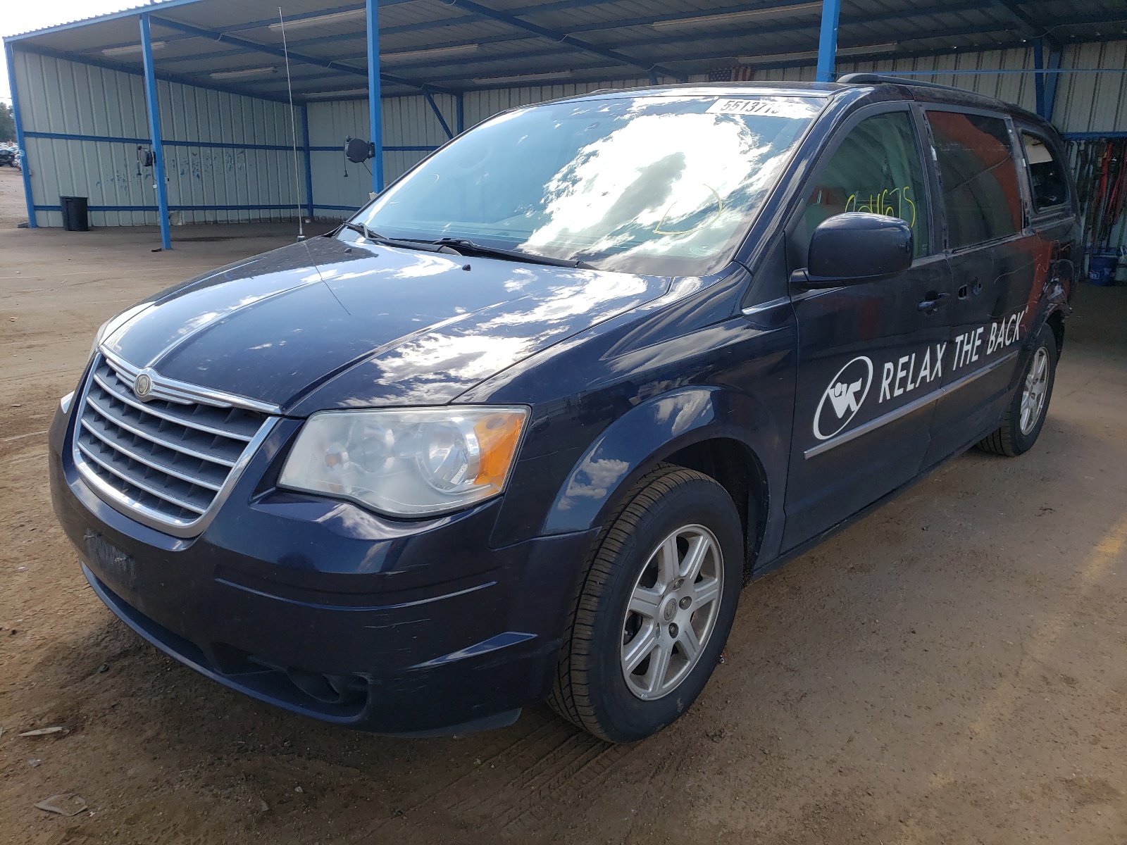 Photo 2 from auction – 2010 CHRYSLER TOWN & COU with VIN 2A4RR5DX0AR141024