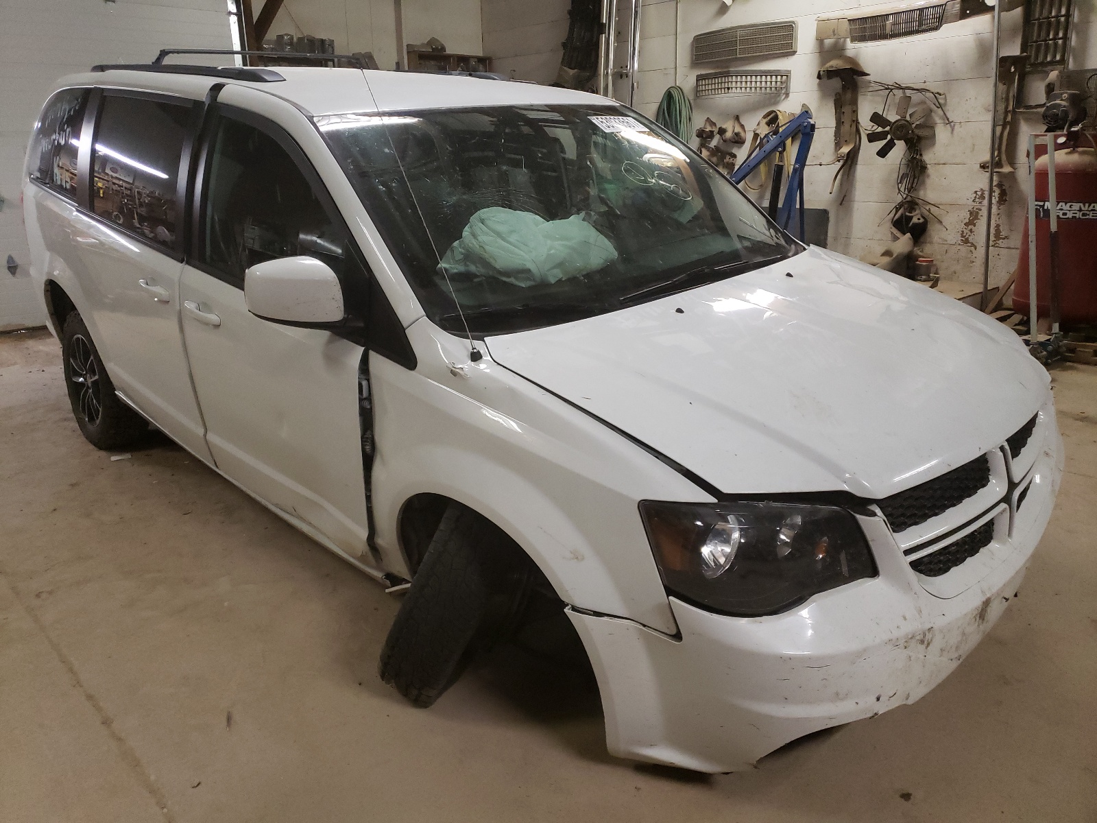 Photo 1 from auction – 2018 DODGE GRAND CARA with VIN 2C4RDGEG1JR339044