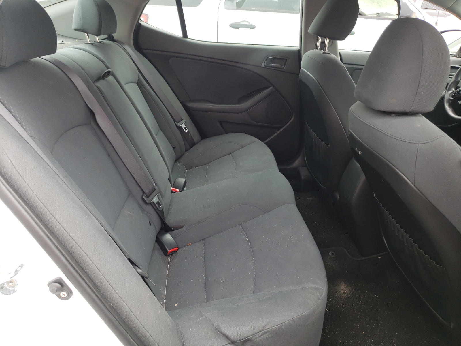 Photo 16 from auction – 2015 KIA OPTIMA LX with VIN KNAGM4A71F5559149