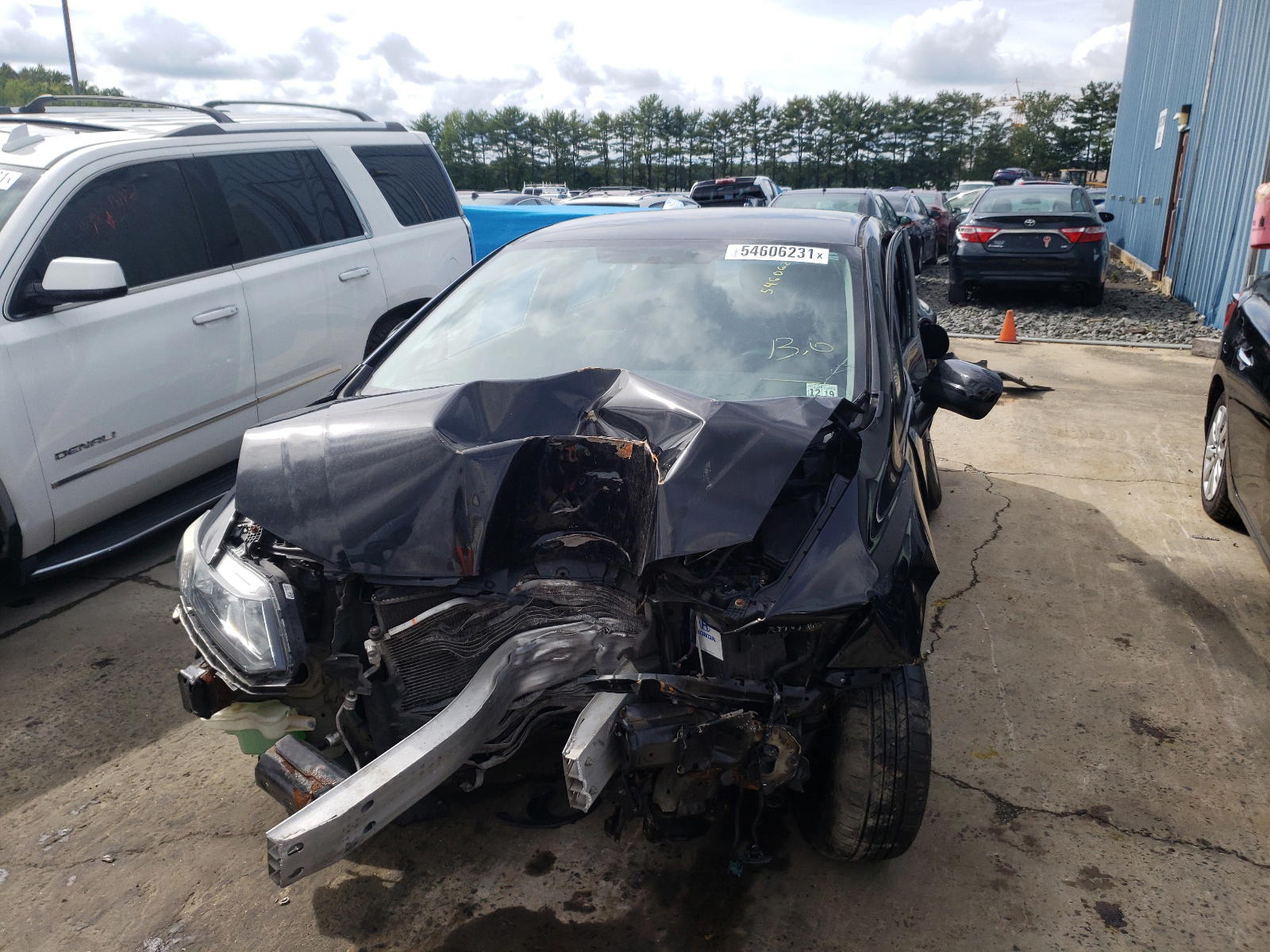 Photo 9 from auction – 2015 HONDA CIVIC LX with VIN 19XFB2F52FE220033