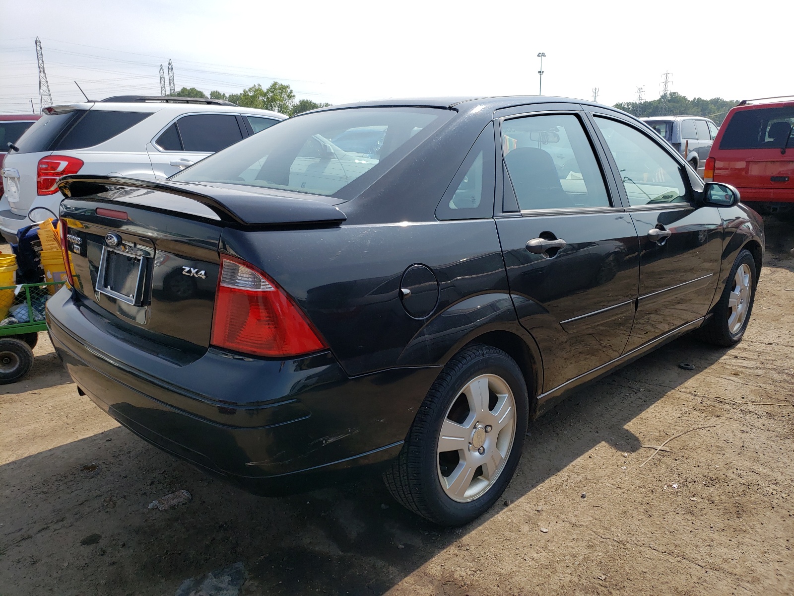 Photo 4 from auction – 2005 FORD FOCUS ZX4 with VIN 1FAFP34N15W291731
