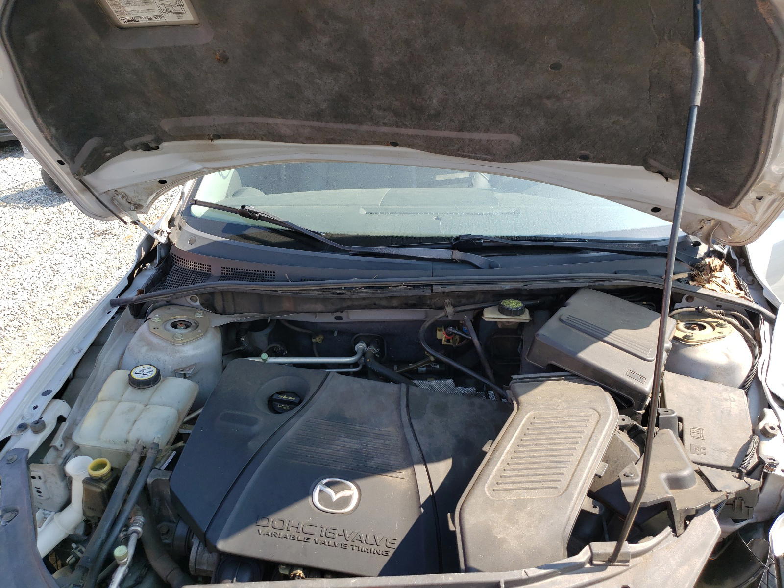 Photo 7 from auction – 2004 MAZDA 3 HATCHBAC with VIN JM1BK343741128373