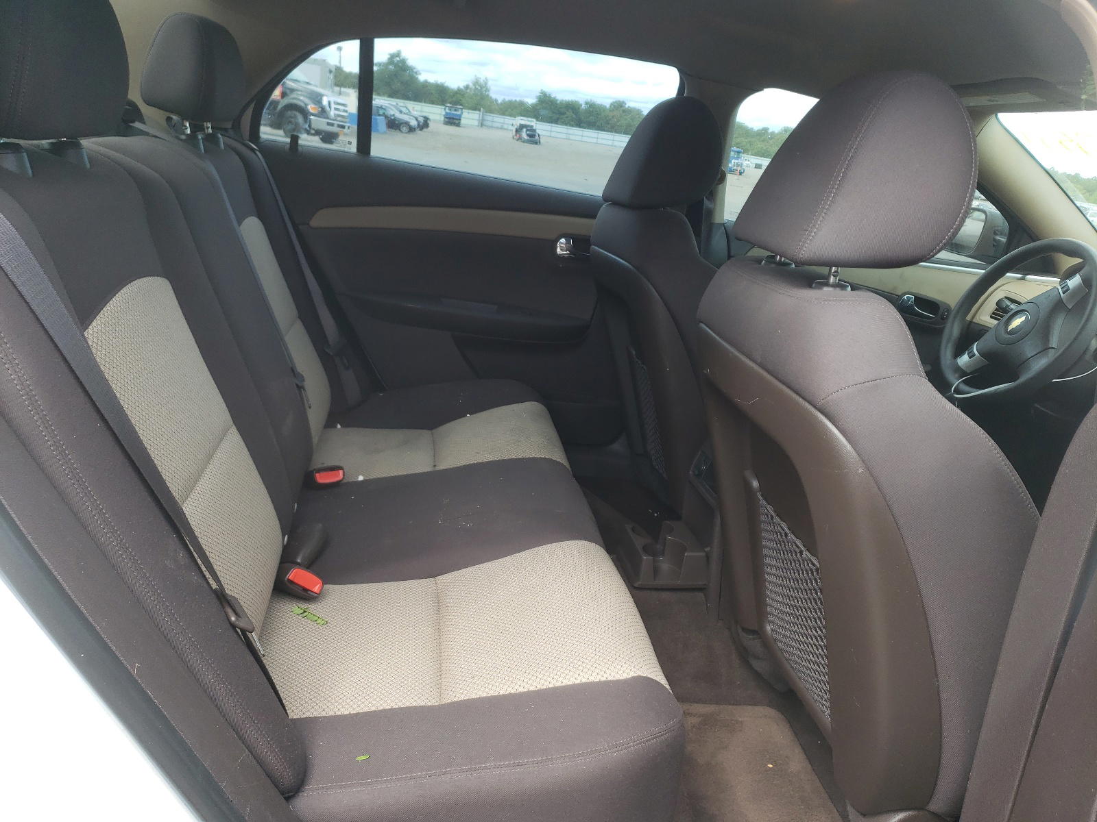 Photo 6 from auction – 2010 CHEVROLET MALIBU LS with VIN 1G1ZB5EB8A4128451