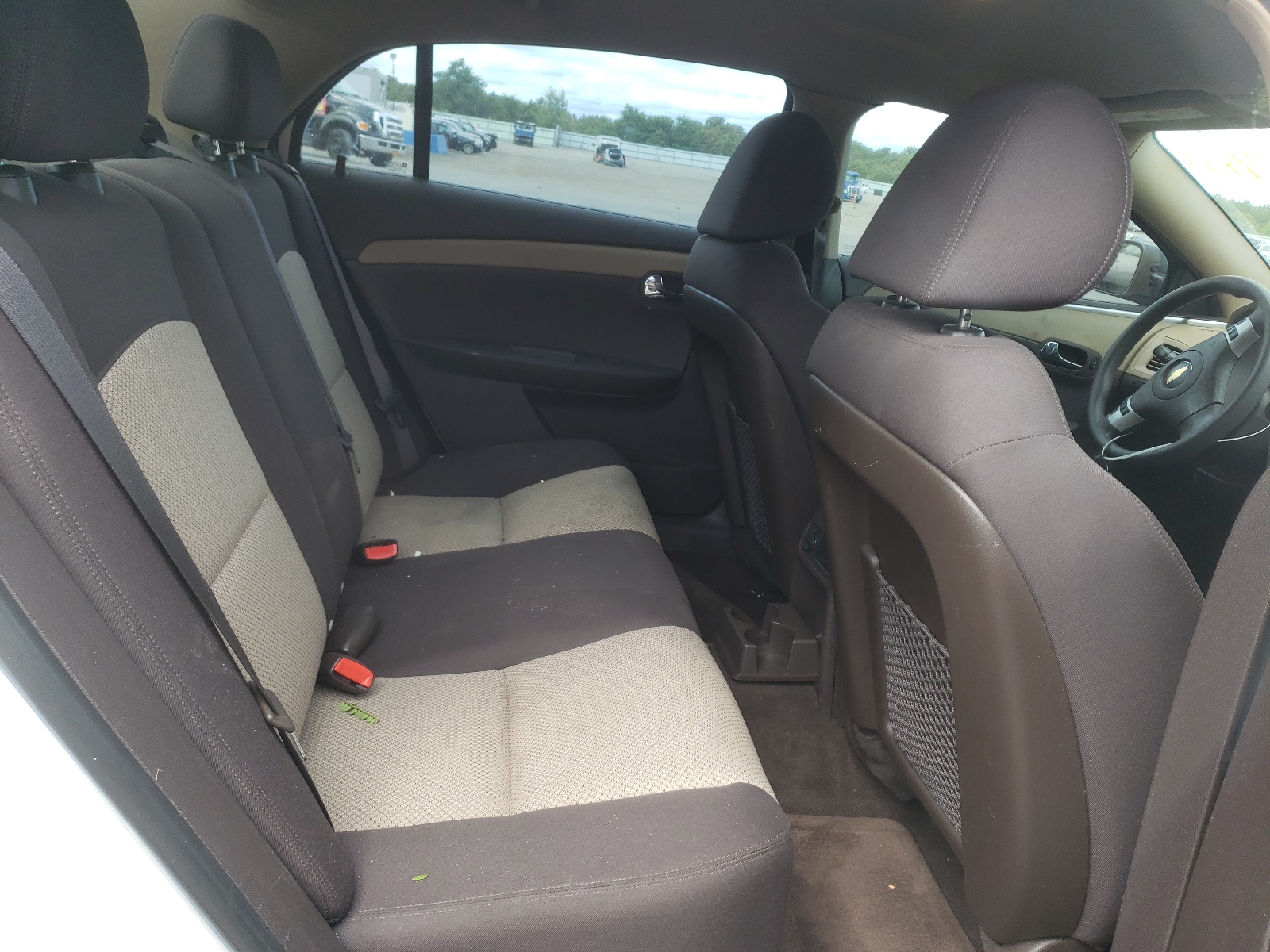 Zdjęcie 6 z aukcji – 2010 CHEVROLET MALIBU LS z VIN 1G1ZB5EB8A4128451