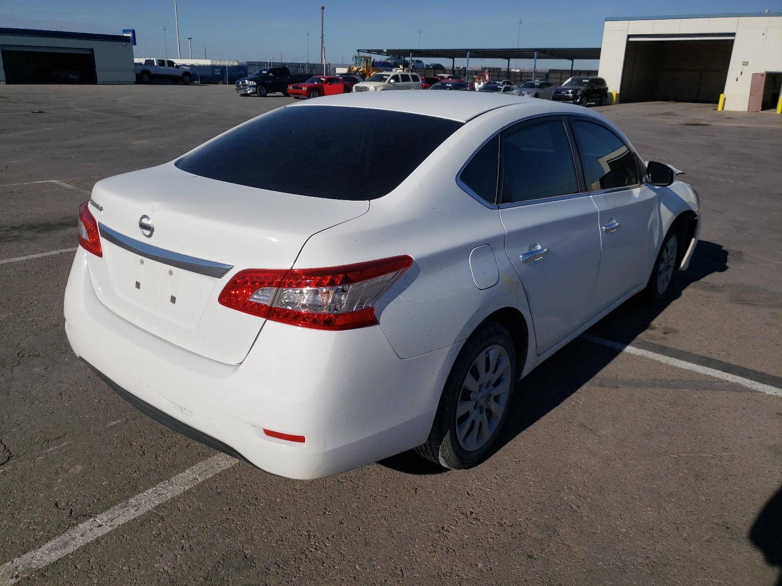 Photo 4 from auction – 2015 NISSAN SENTRA S with VIN 3N1AB7AP4FY334830