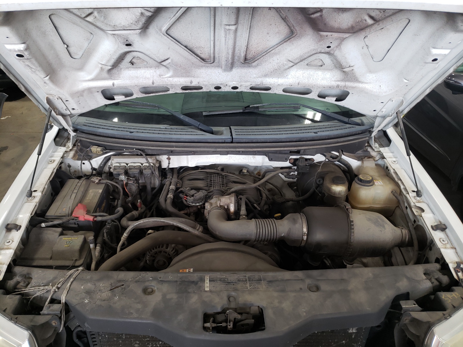 Photo 7 from auction – 2006 FORD F150 with VIN 1FTRF12266NB74838