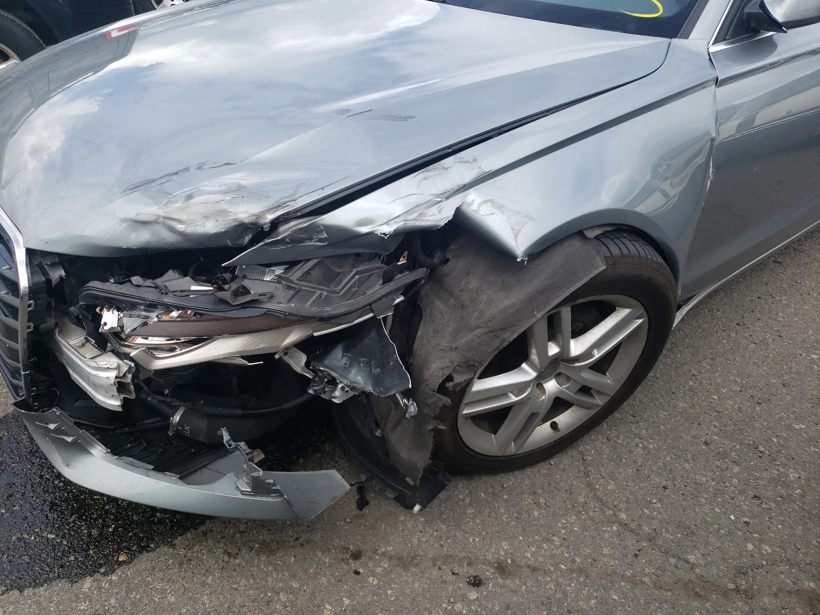 Photo 9 from auction – 2014 AUDI A6 PREMIUM with VIN WAUFMAFC0EN106591