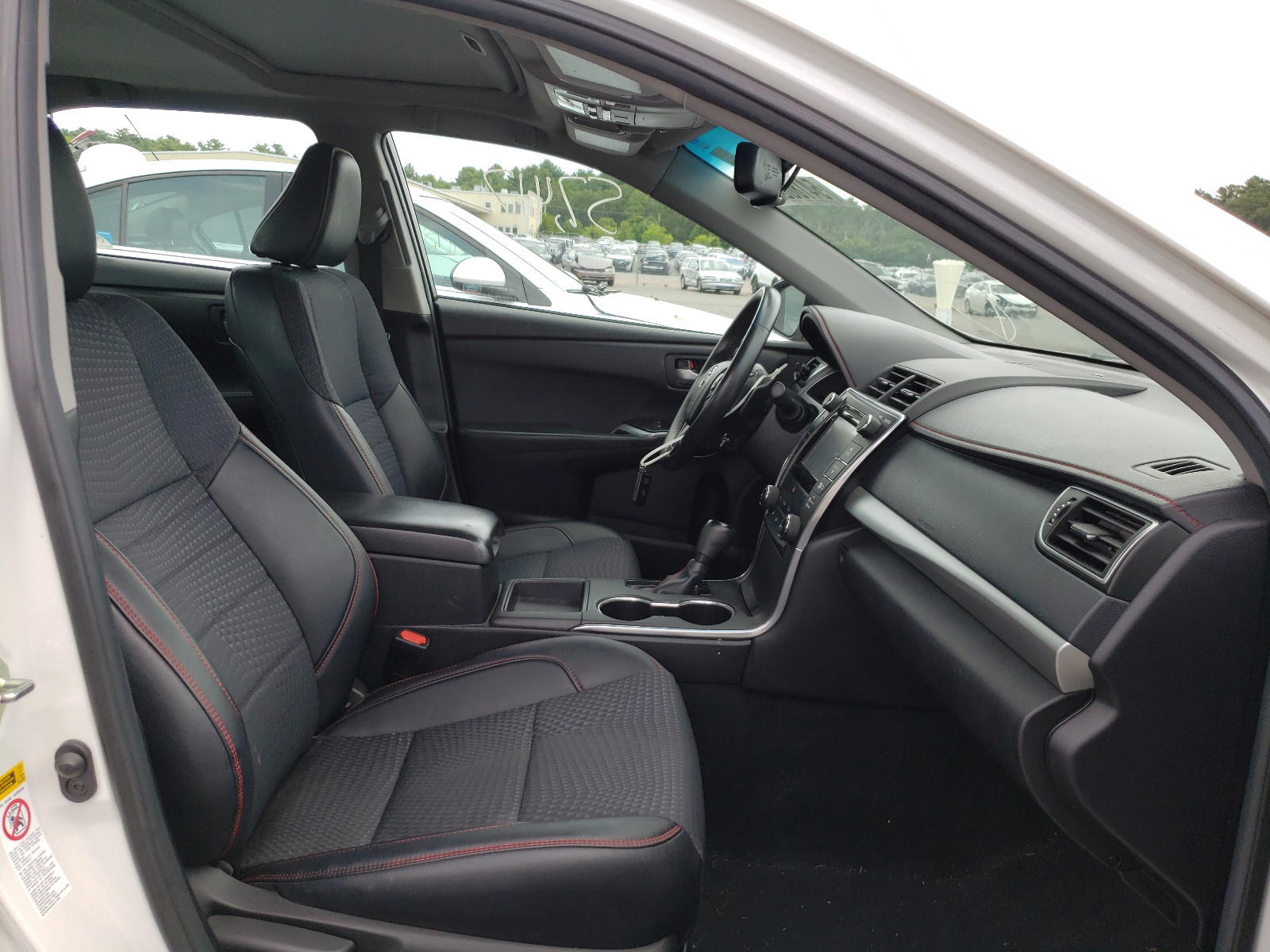 Photo 5 from auction – 2015 TOYOTA CAMRY LE with VIN 4T1BF1FK2FU033262