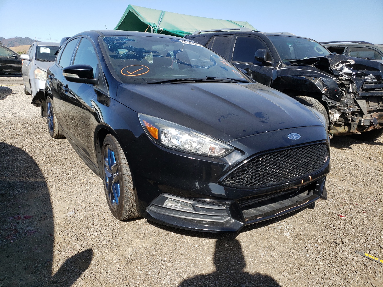 صورة رقم 1 من المزاد - 2016 FORD FOCUS ST مع VIN 1FADP3L92GL282682
