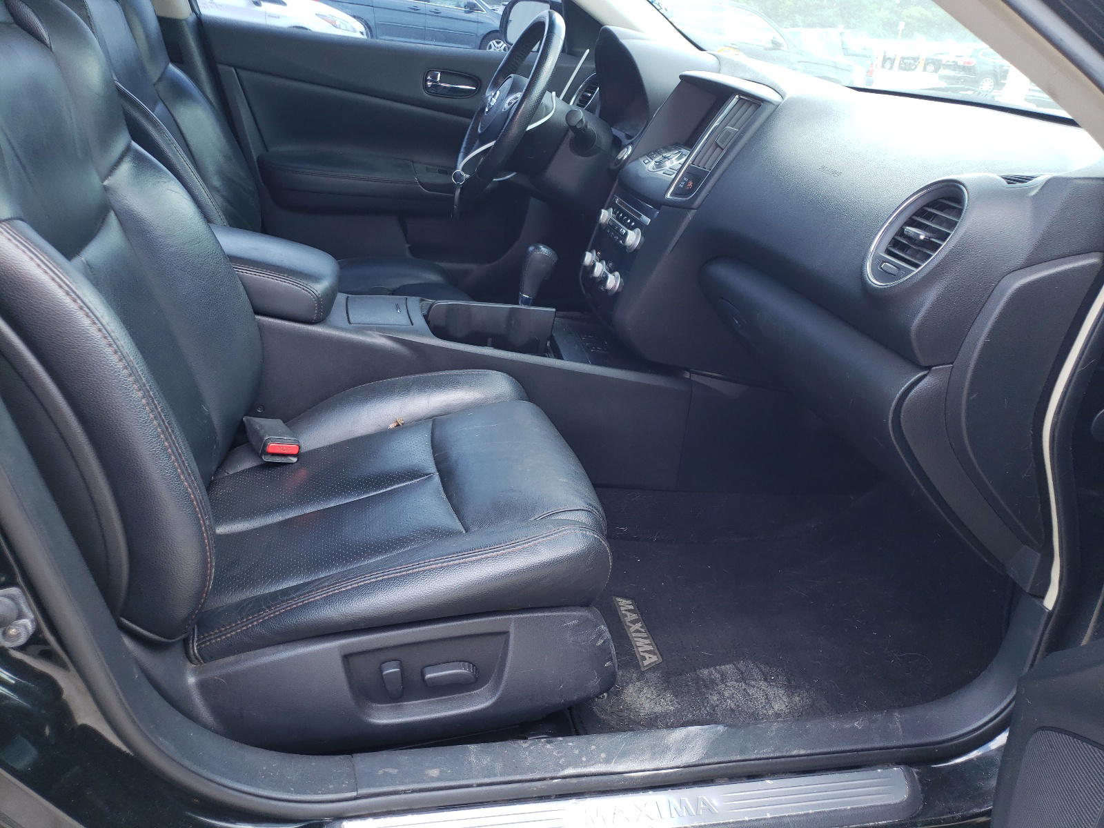 Photo 5 from auction – 2012 NISSAN MAXIMA S with VIN 1N4AA5AP5CC848975