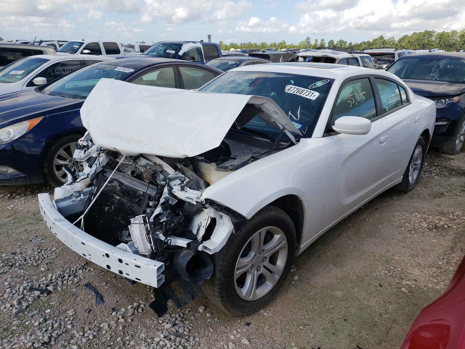 Photo 2 from auction – 2019 DODGE CHARGER SX with VIN 2C3CDXBGXKH717738