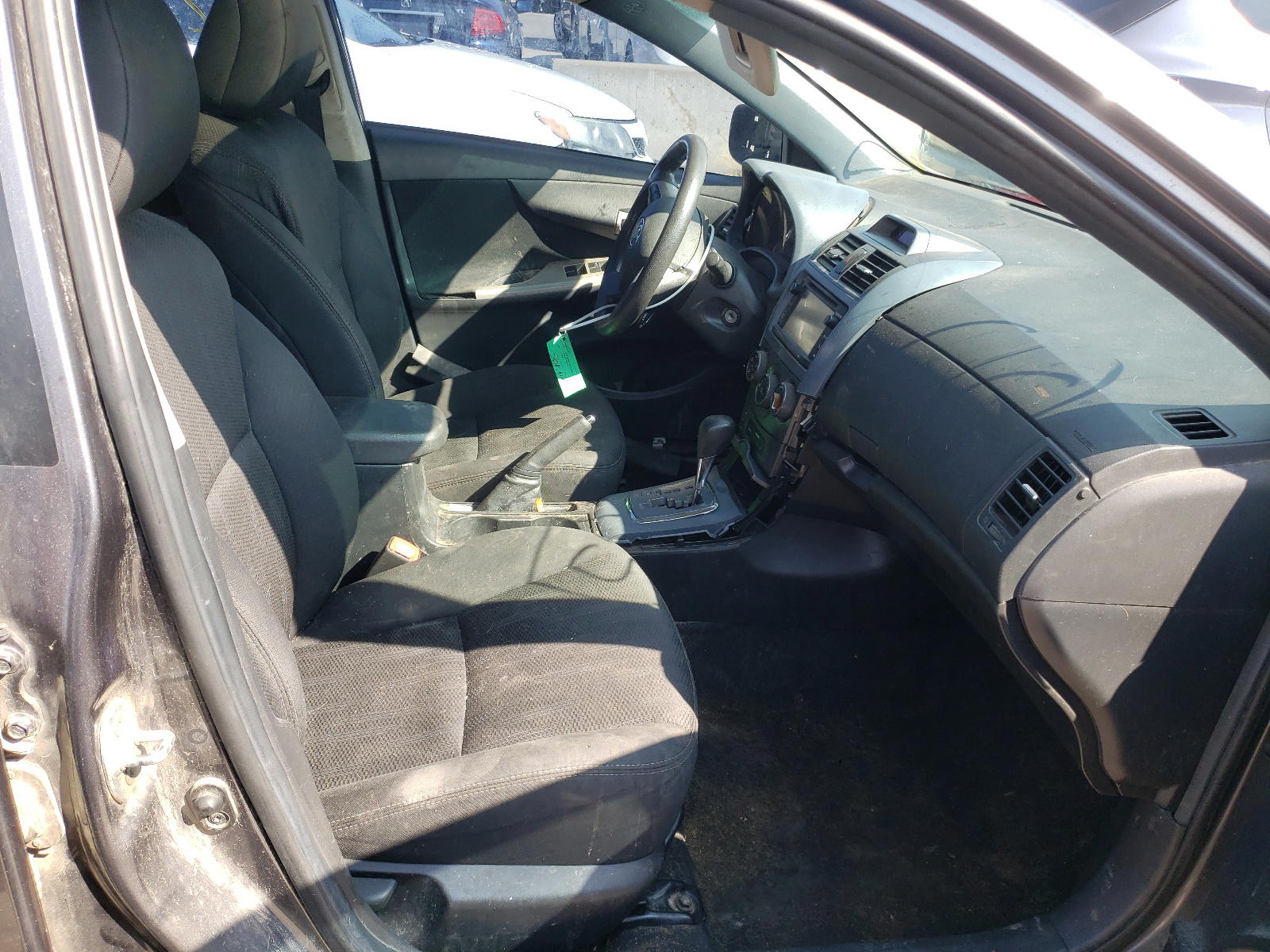 Photo 5 from auction – 2013 TOYOTA COROLLA BA with VIN 5YFBU4EE6DP146990