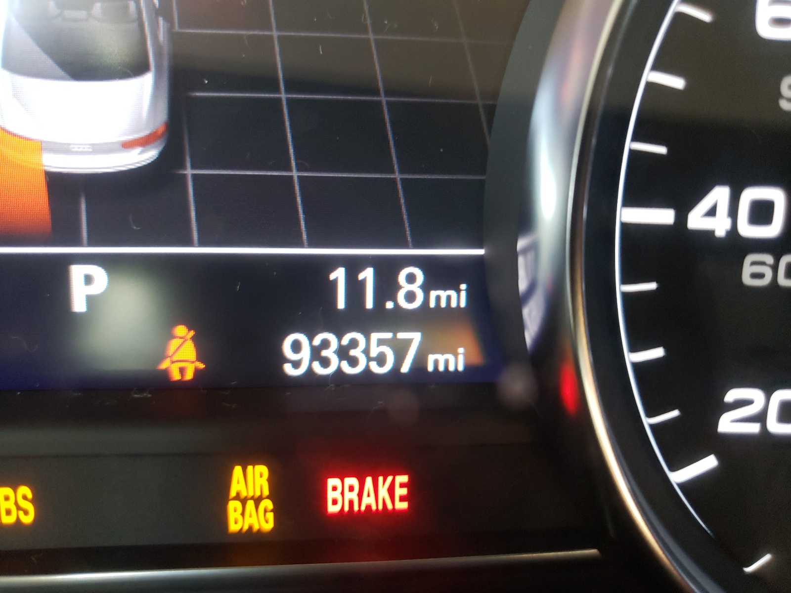 Photo 8 from auction – 2011 AUDI A8 QUATTRO with VIN WAUAVAFDXBN025030