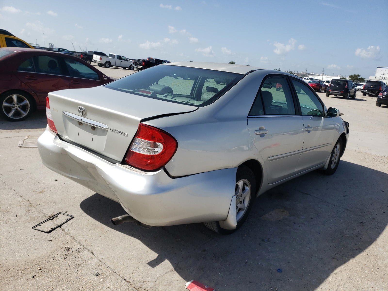 Photo 4 from auction – 2002 TOYOTA CAMRY LE with VIN 4T1BE32K02U537694