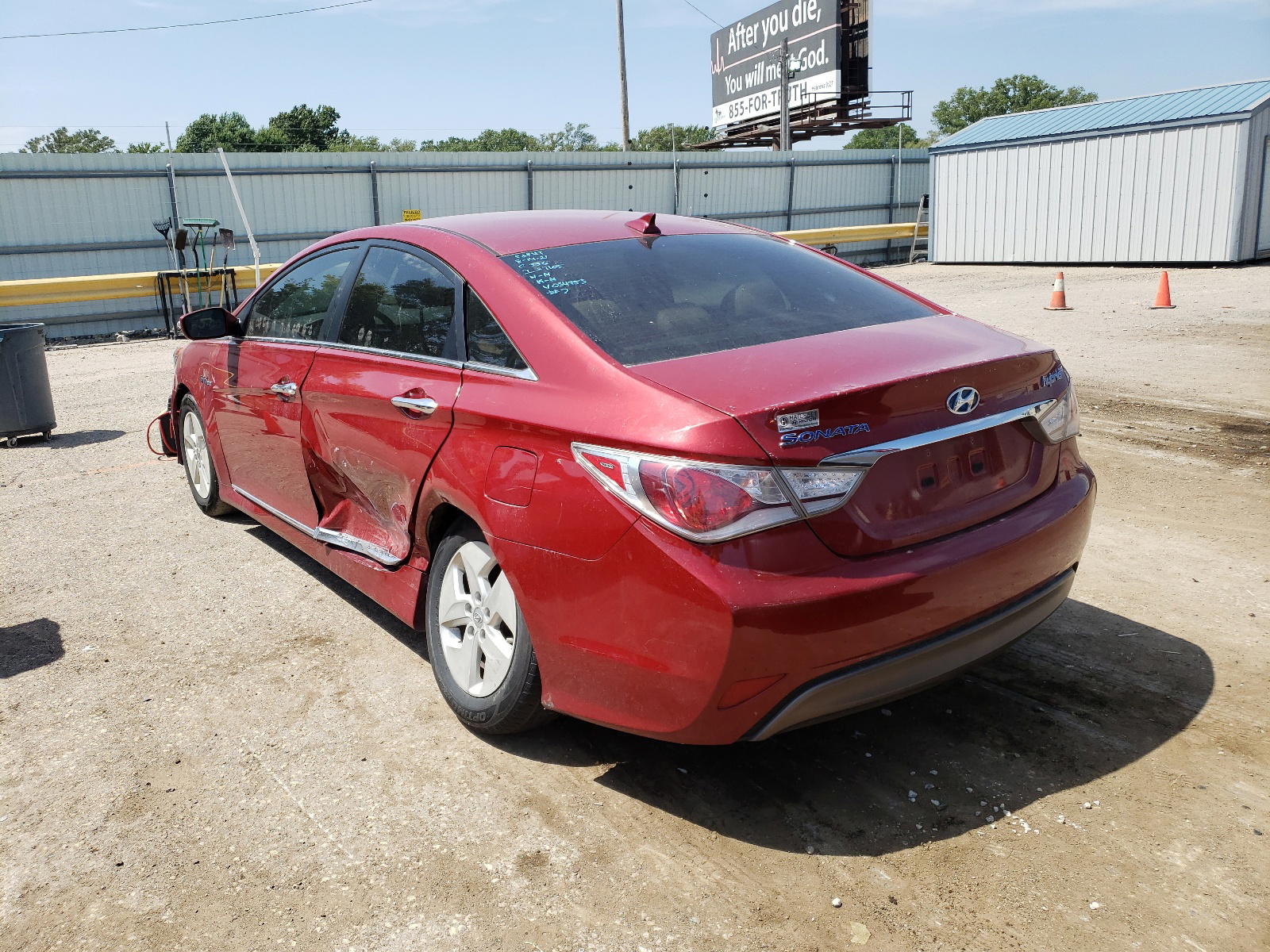 Photo 3 from auction – 2012 HYUNDAI SONATA HYB with VIN KMHEC4A45CA034953