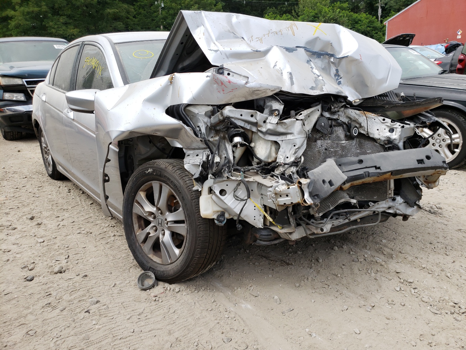 HONDA ACCORD SE 2011 with VIN 1HGCP2F68BA088777 - Photo from auction
