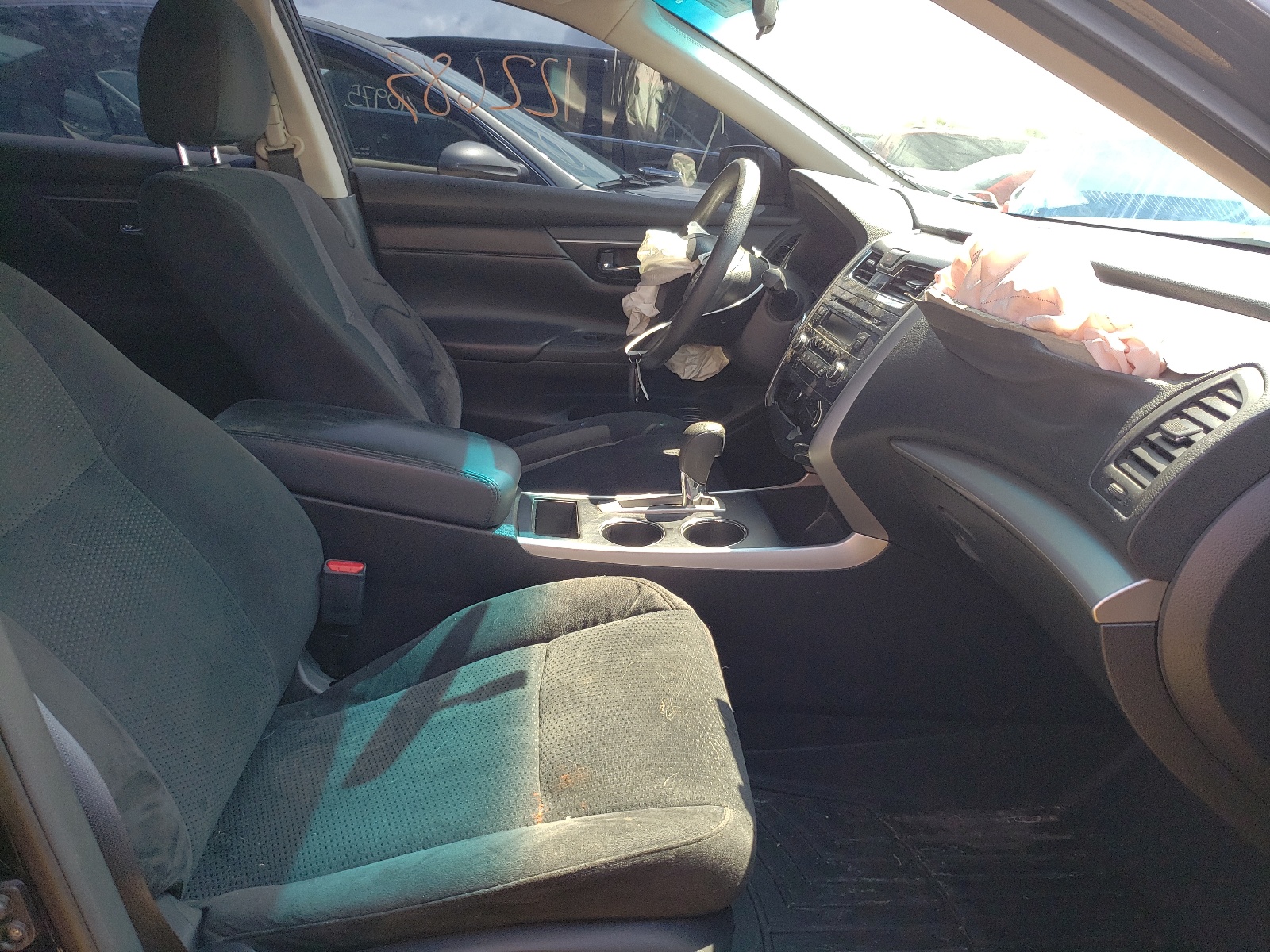 Photo 5 from auction – 2015 NISSAN ALTIMA 2.5 with VIN 1N4AL3AP2FC287251