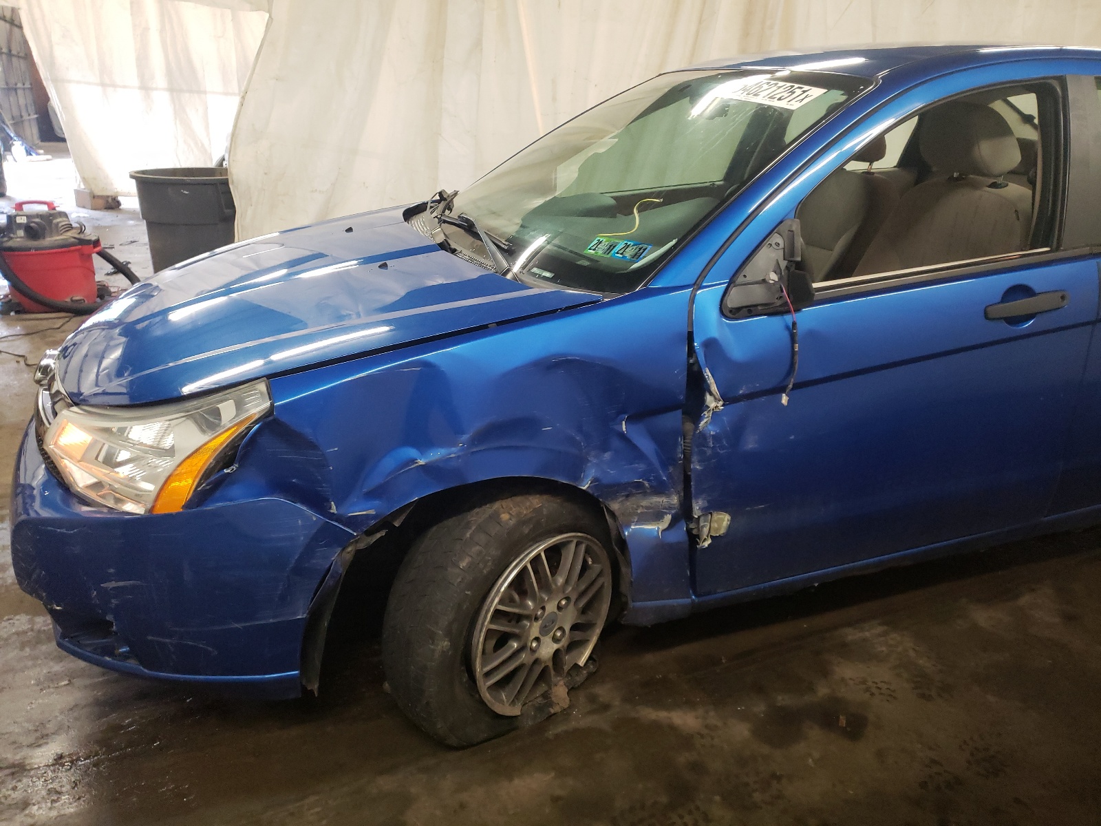 Photo 9 from auction – 2010 FORD FOCUS SE with VIN 1FAHP3FN1AW108019