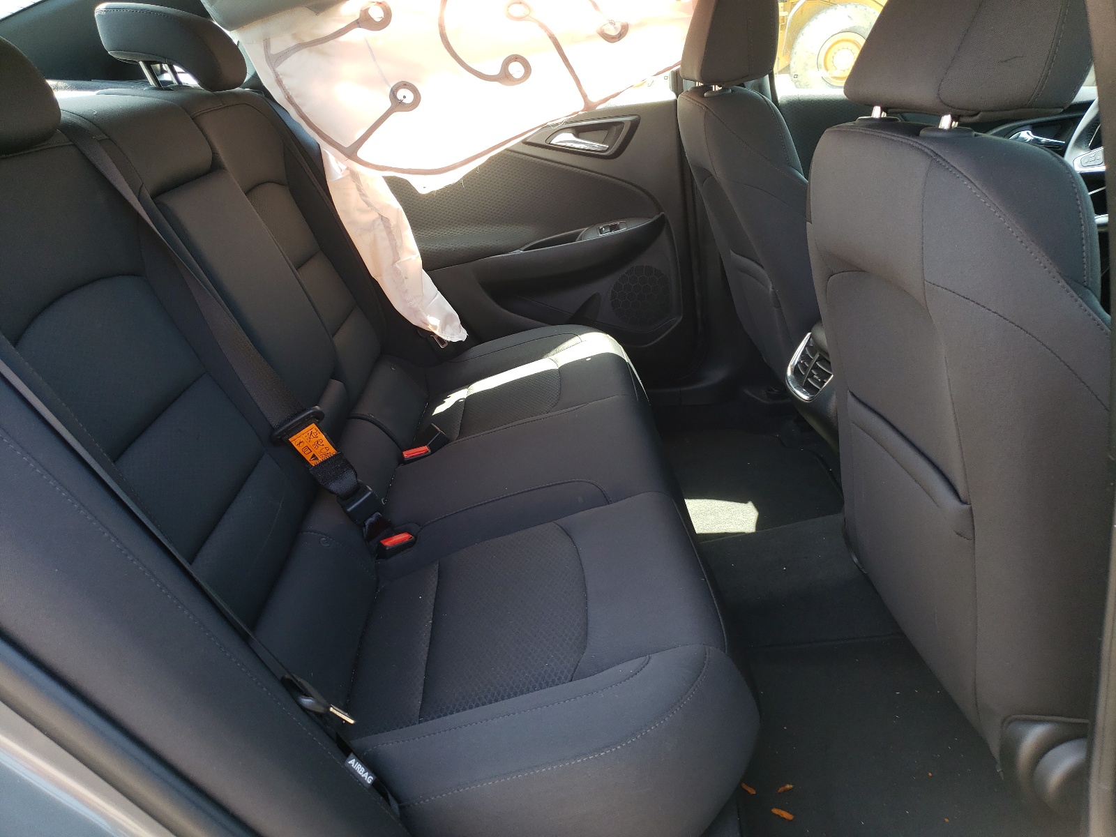 Photo 6 from auction – 2018 CHEVROLET MALIBU LT with VIN 1G1ZD5ST7JF101480