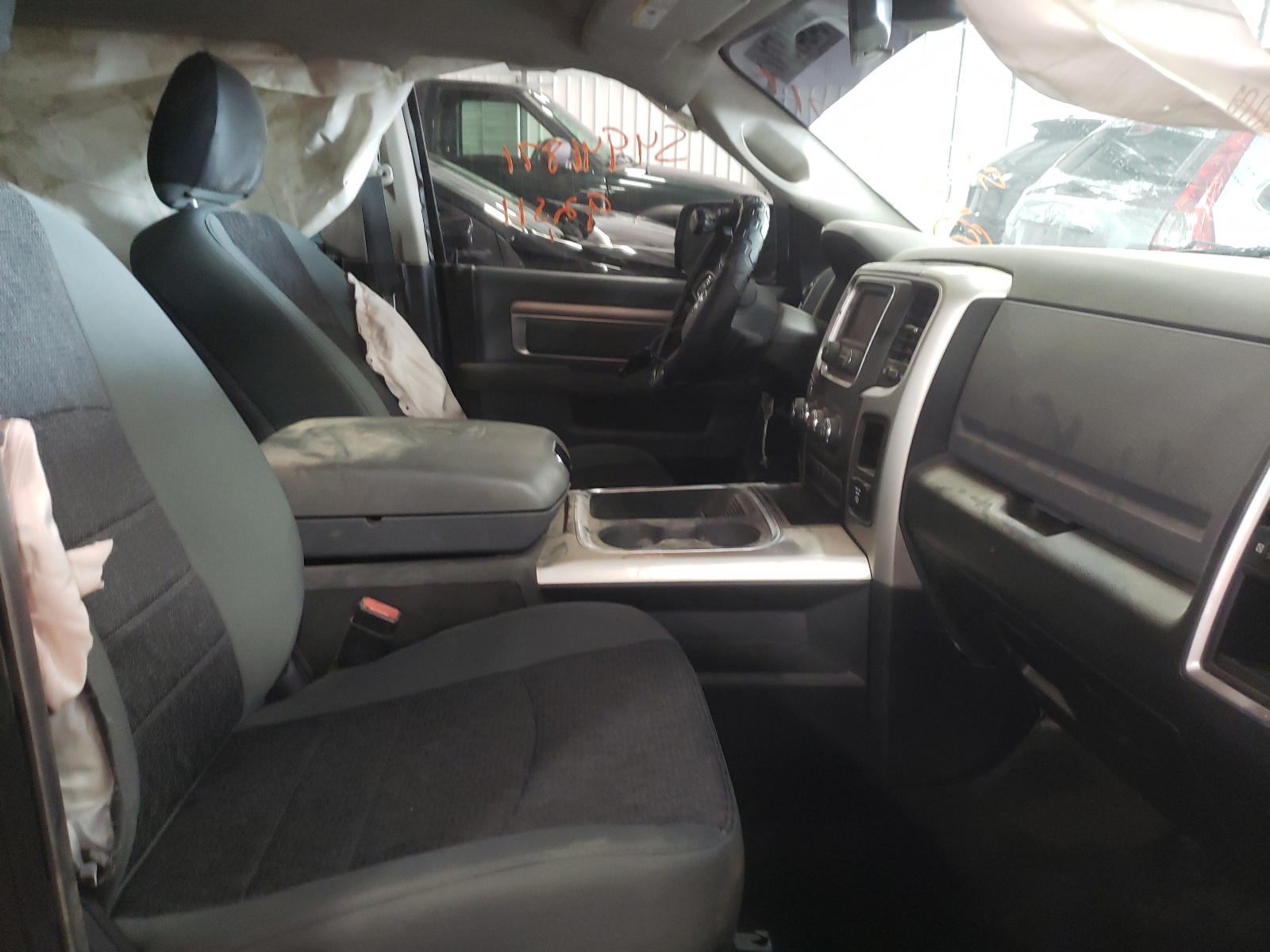 Photo 5 from auction – 2015 RAM 1500 SLT with VIN 1C6RR7TT0FS759389