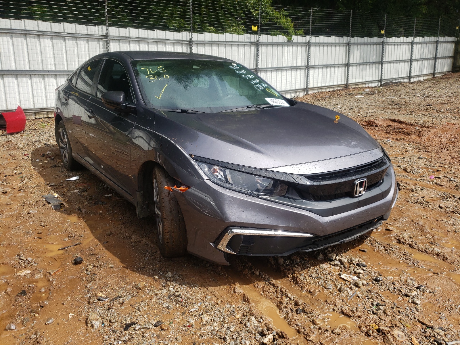 Photo 1 from auction – 2020 HONDA CIVIC LX with VIN 19XFC2F67LE015101