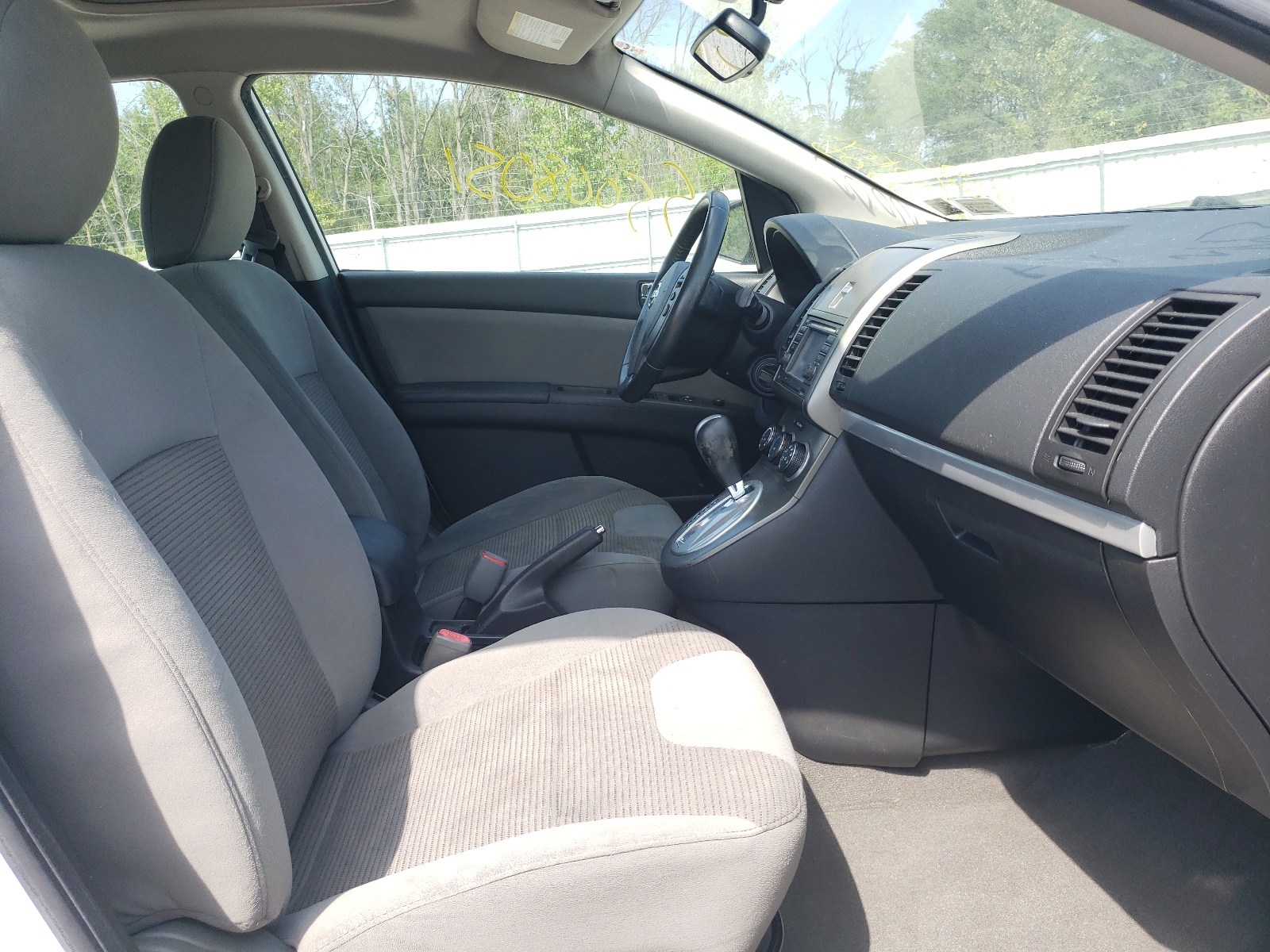 Photo 5 from auction – 2011 NISSAN SENTRA 2.0 with VIN 3N1AB6APXBL724400