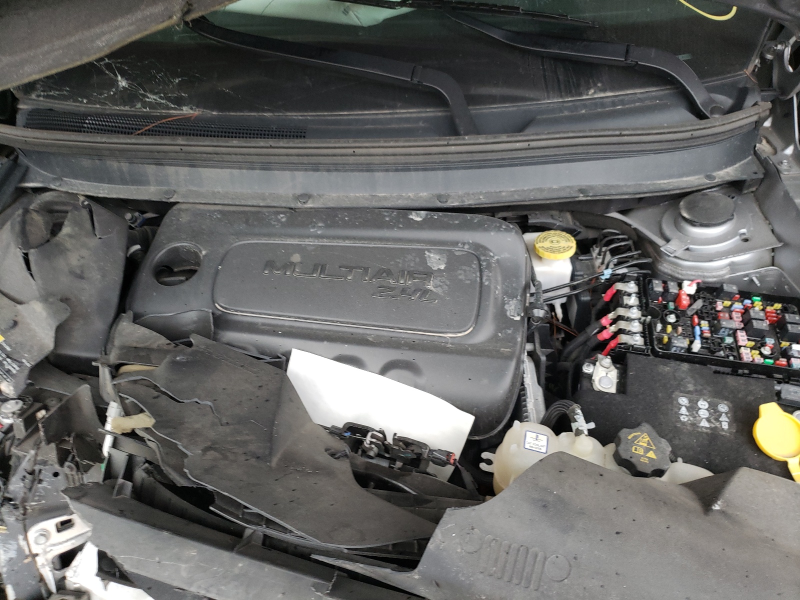 Photo 7 from auction – 2019 JEEP CHEROKEE L with VIN 1C4PJLDB7KD325667