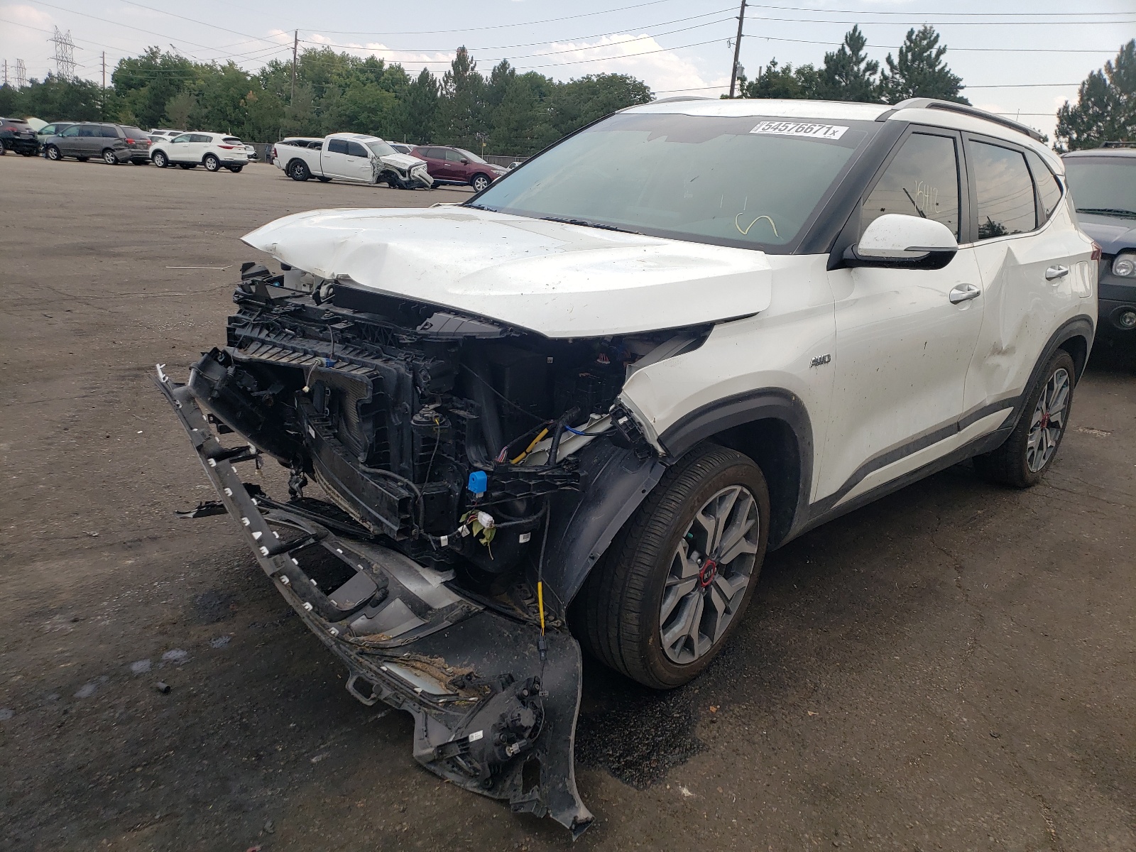 Photo 9 from auction – 2021 KIA SELTOS SX with VIN KNDETCA21M7088150
