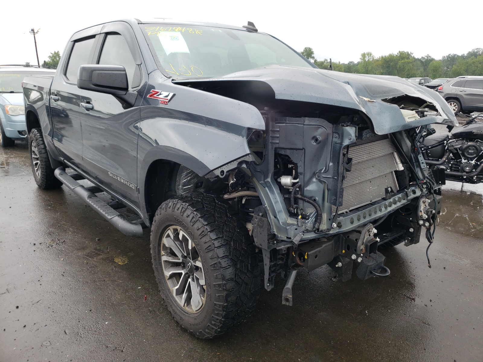 CHEVROLET SILVERADO 2019 with VIN 3GCUYEED6KG233673 - Photo from auction